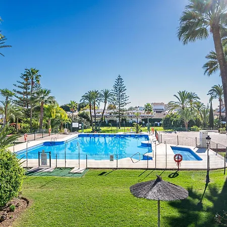 ✺fenomenal Estudio En Milla De Oro✺piscina✺parking Apartment